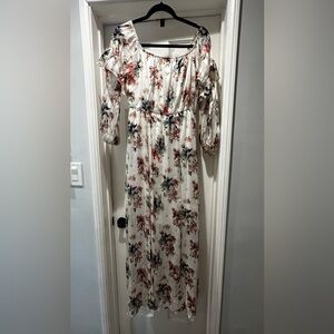 Maternity dress. Brand Pinkplush. Only worn once.